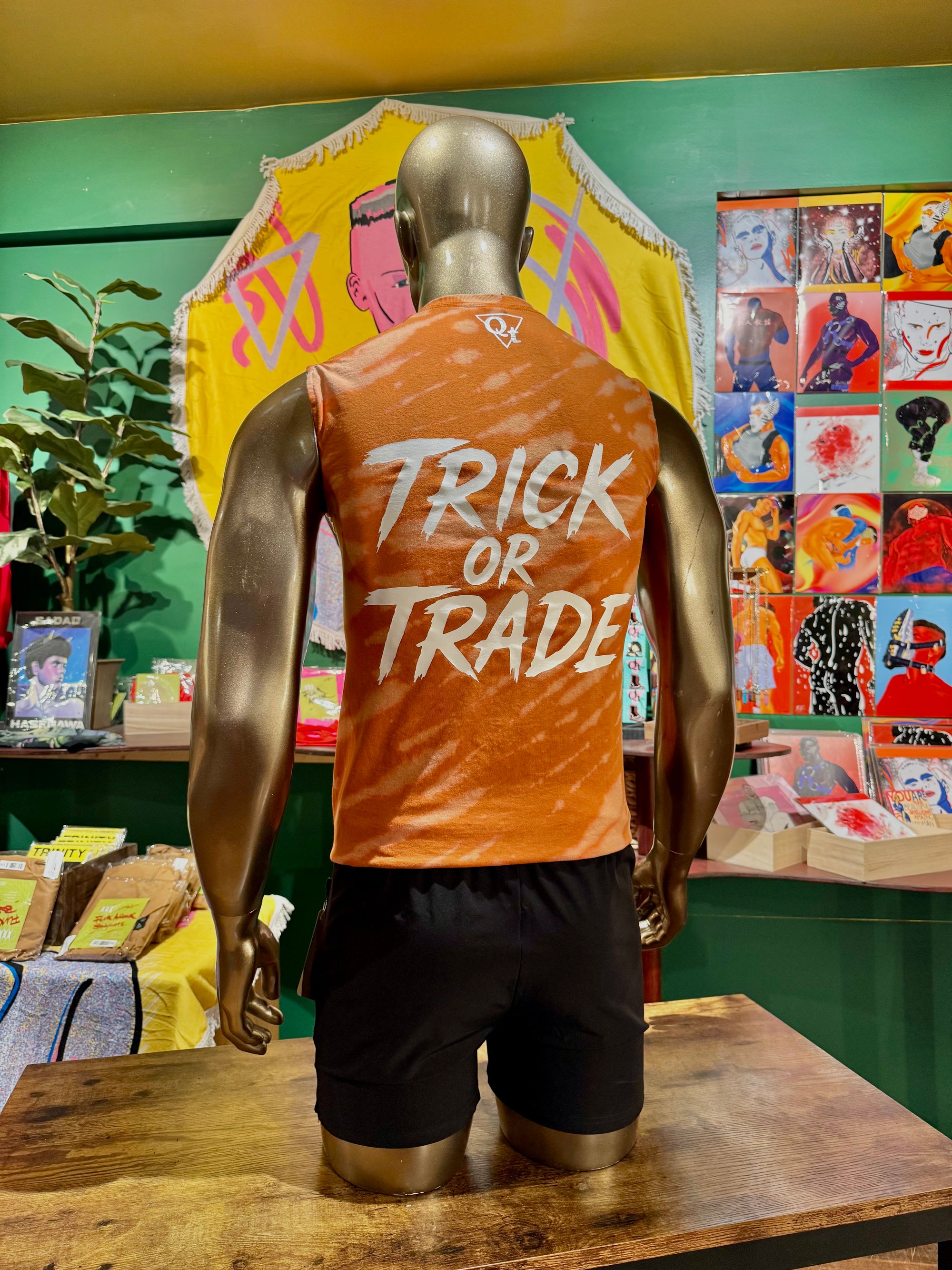 Trick or trade in orange fade