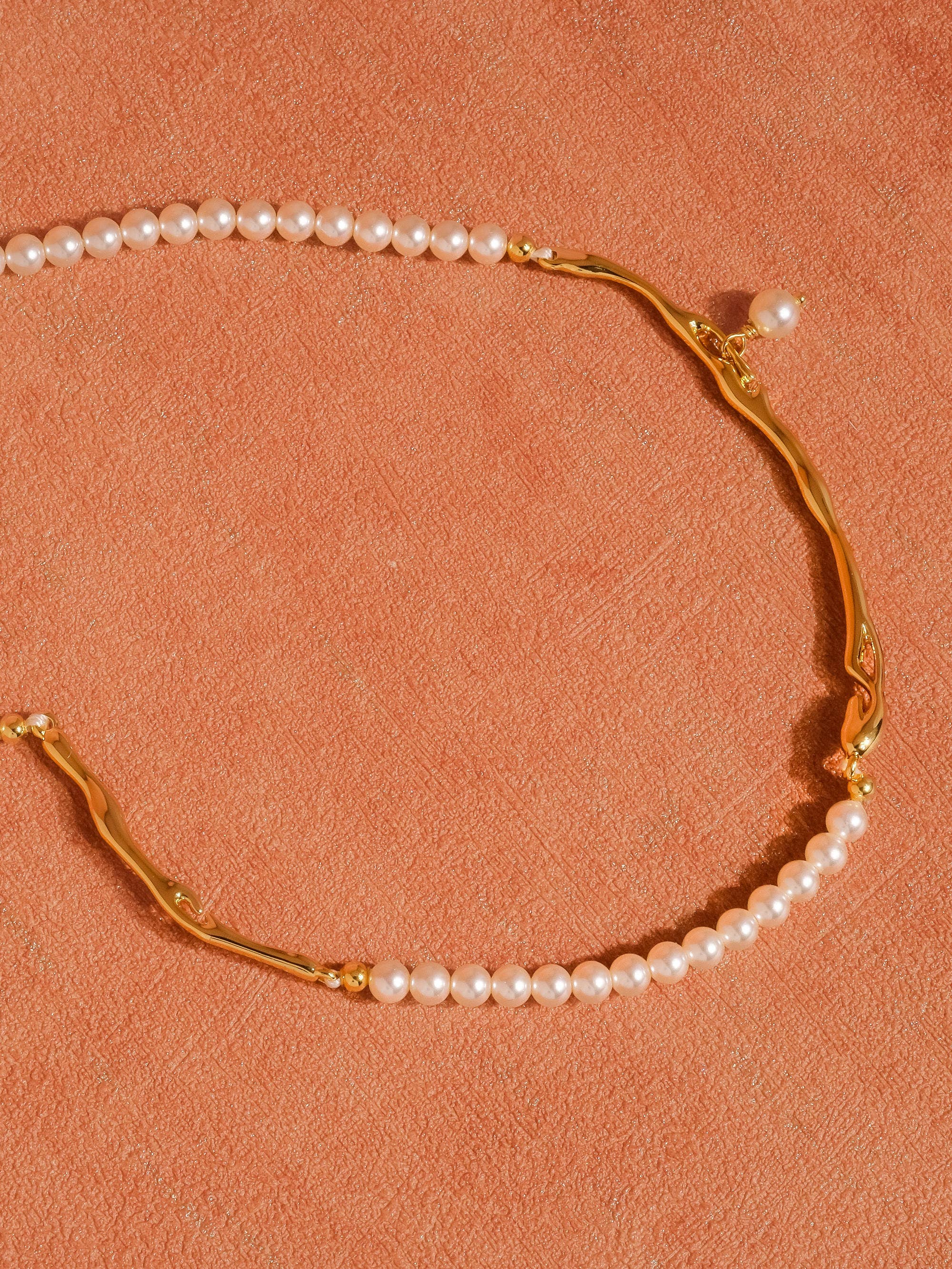 Maylis 18K Gold Classic Pearl Necklace