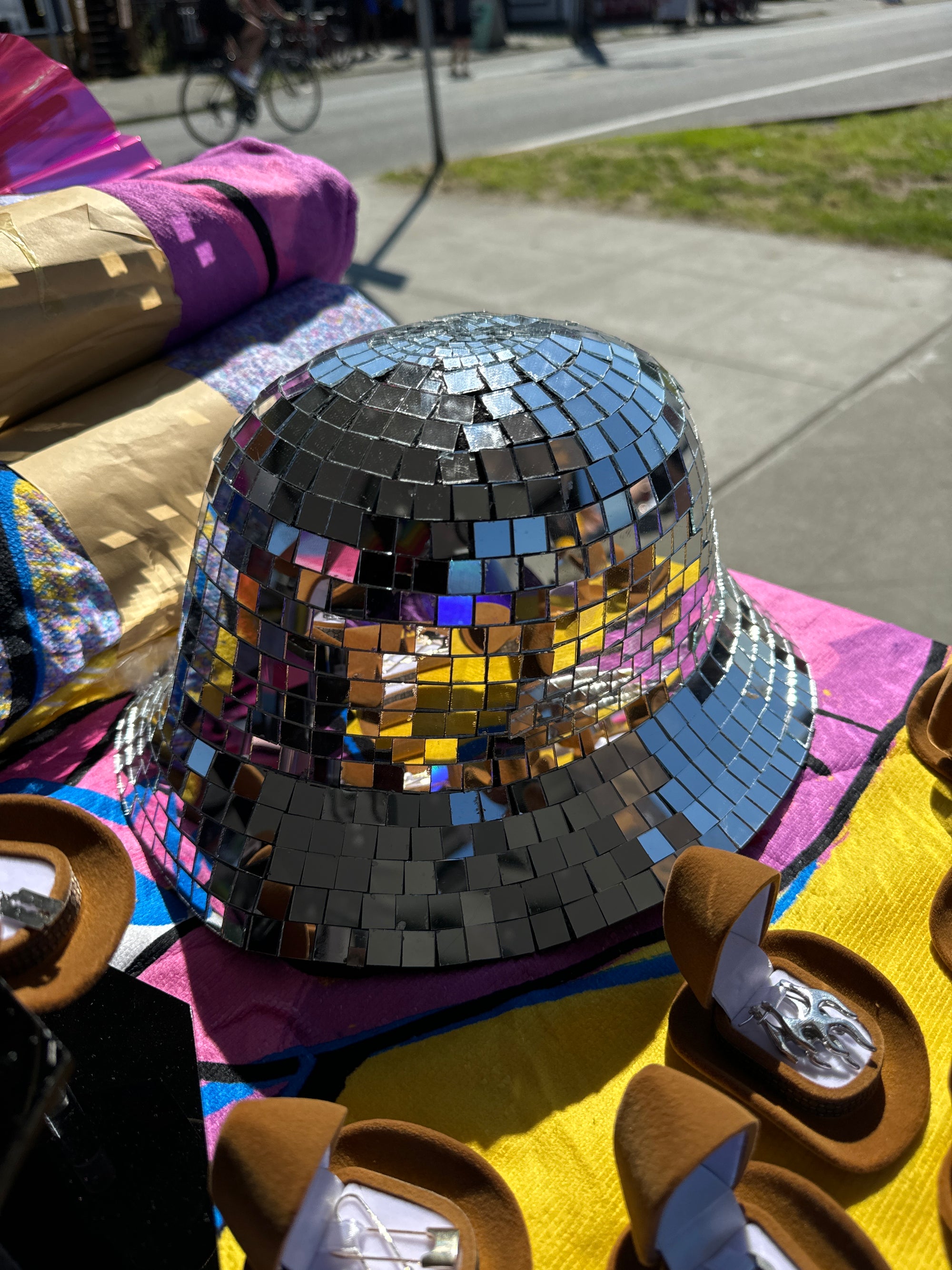 Disco bucket hat