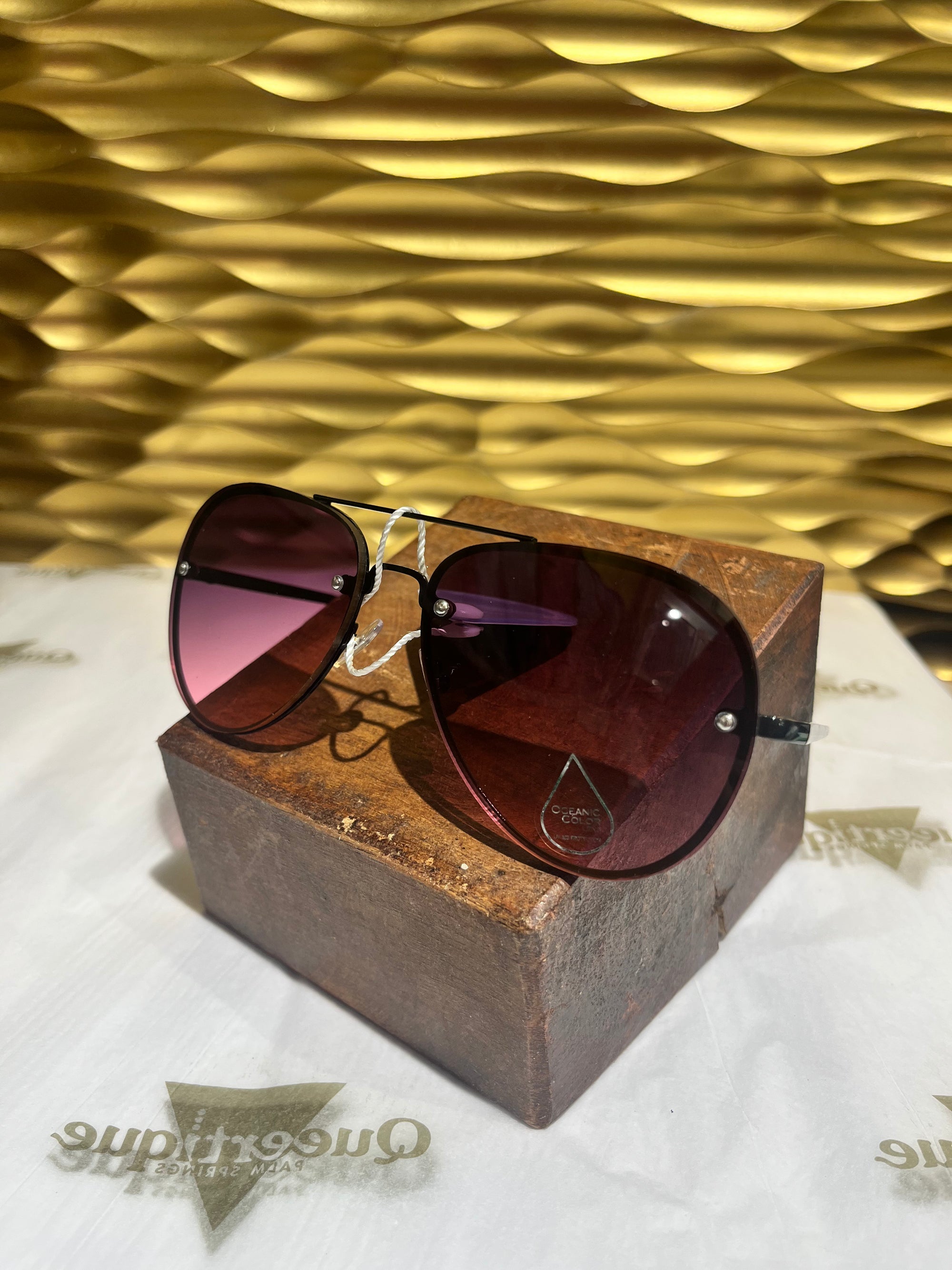Rimmed aviator ombré glasses