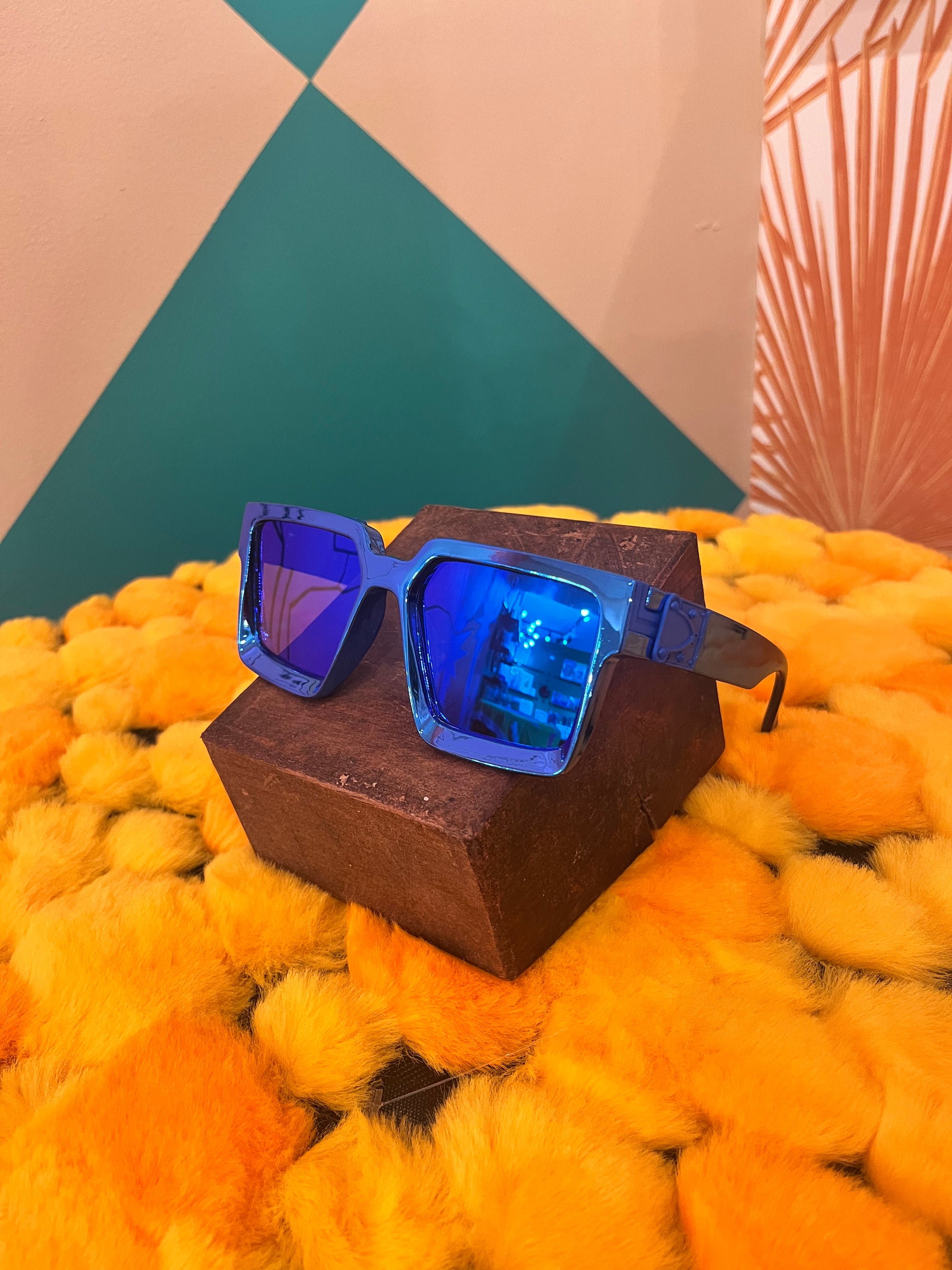 Retro square sunglasses